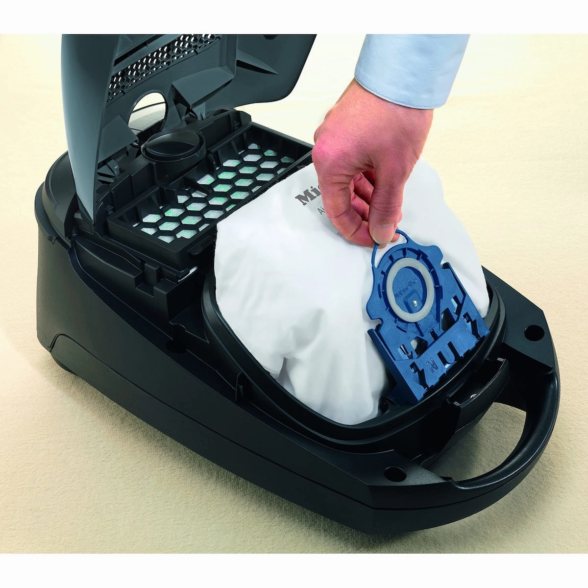 Classic C1 Vacuum Cleaner. Graphite Grey