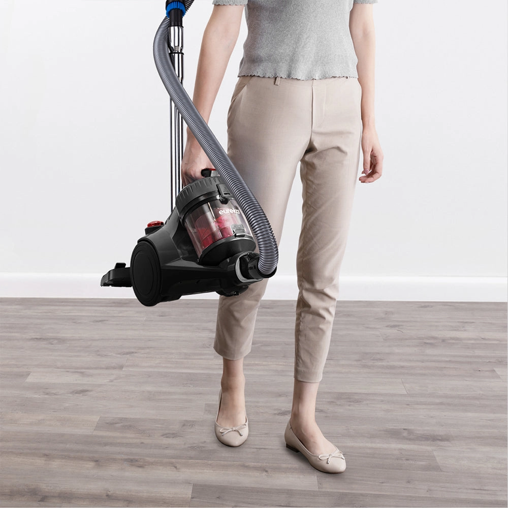 Eureka Bagless Canister Vacuum Cleaner. Whirlwind NEN110D