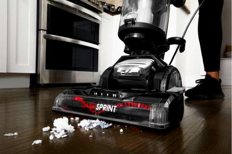 Eureka NEU610 DashSprint Dual Motor Upright Vacuum