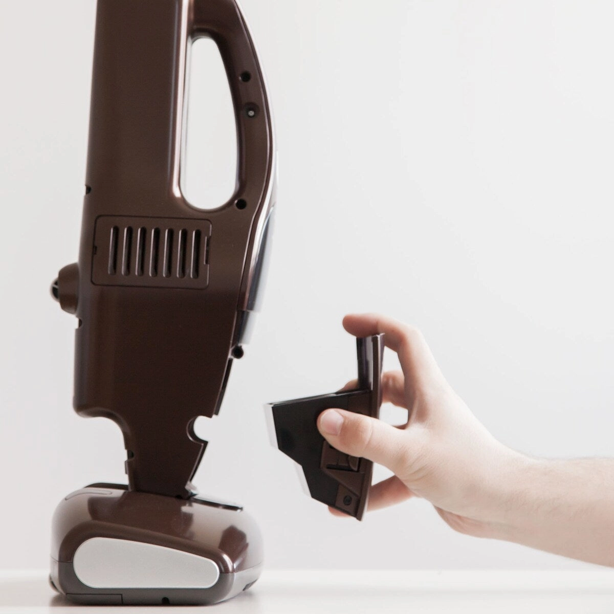 IRIS Cordless Mattress and Furniture Vacuum Cleaner in Espresso