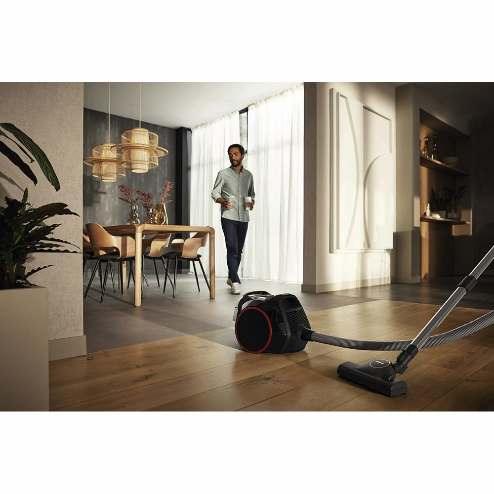 Miele Boost CX1 TrackDrive Compact Vacuum Cleaner - Obsidian black | CX1 BOOST BLACK
