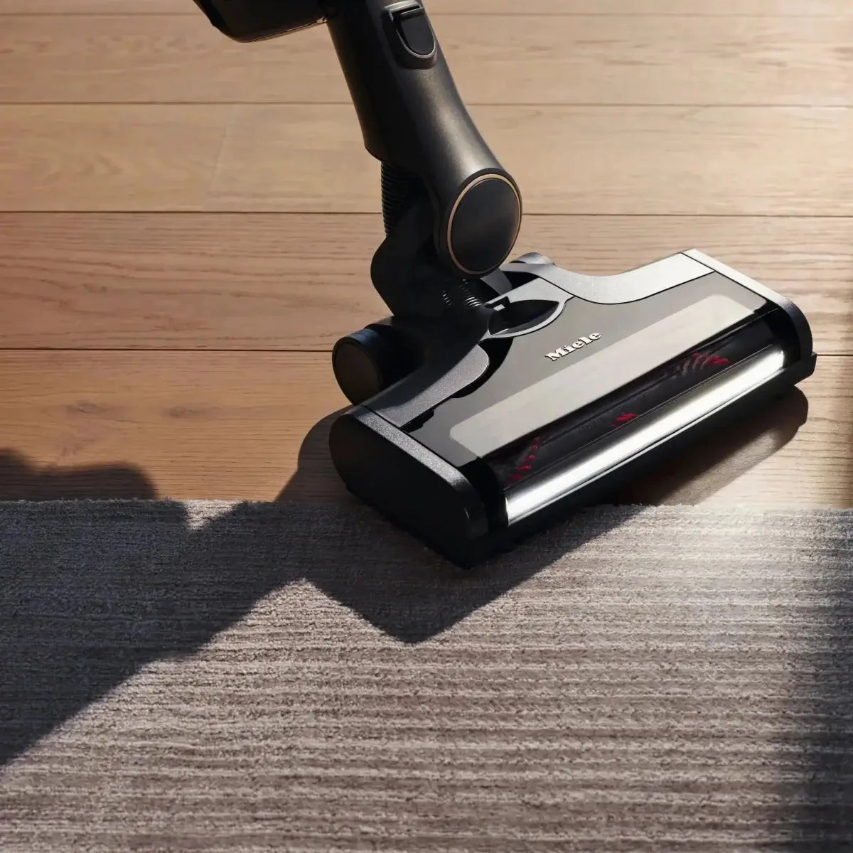 Miele TriFlex HX1 Facelift. Obsidian Black - Stick. Cordless Vacuum