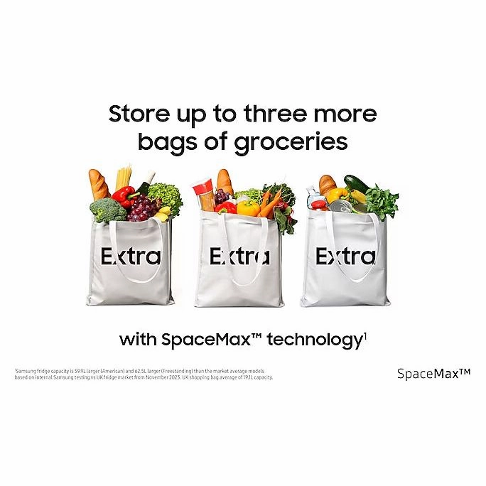 Samsung Series 6 SpaceMax Bespoke AI 640L Freestanding Fridge Freezer - Black Doi | RS70F64KEFEU