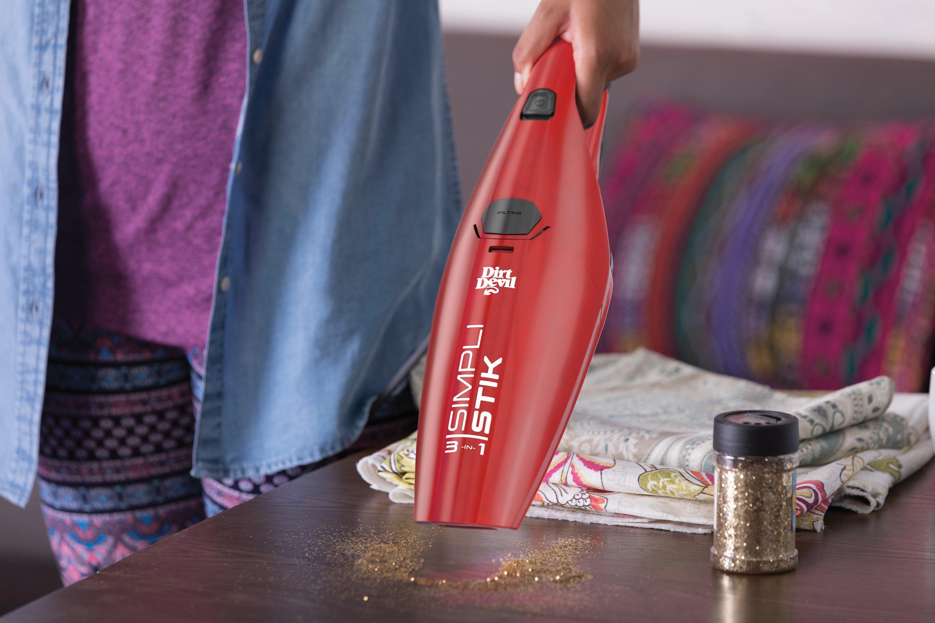 Simplistik 1.2 Amp Stick Vacuum