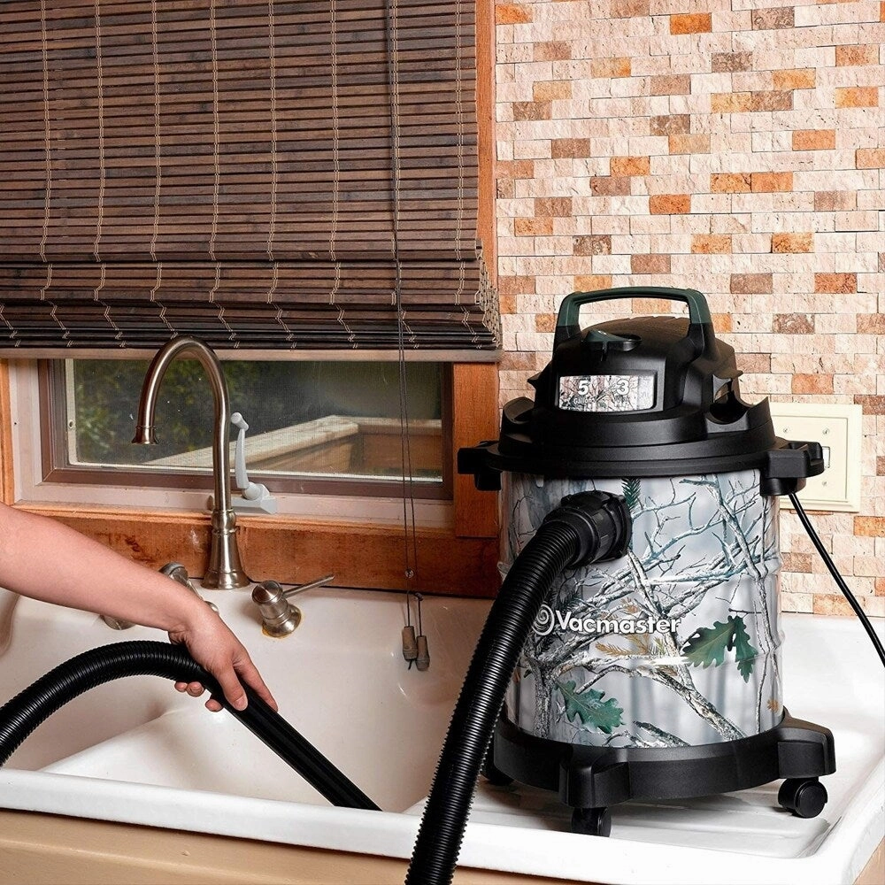Vacmaster. 1001. 5 Gallon 3 Peak HP Stainless Steel Game Trail Camo Wet/Dry Shop Vacuum